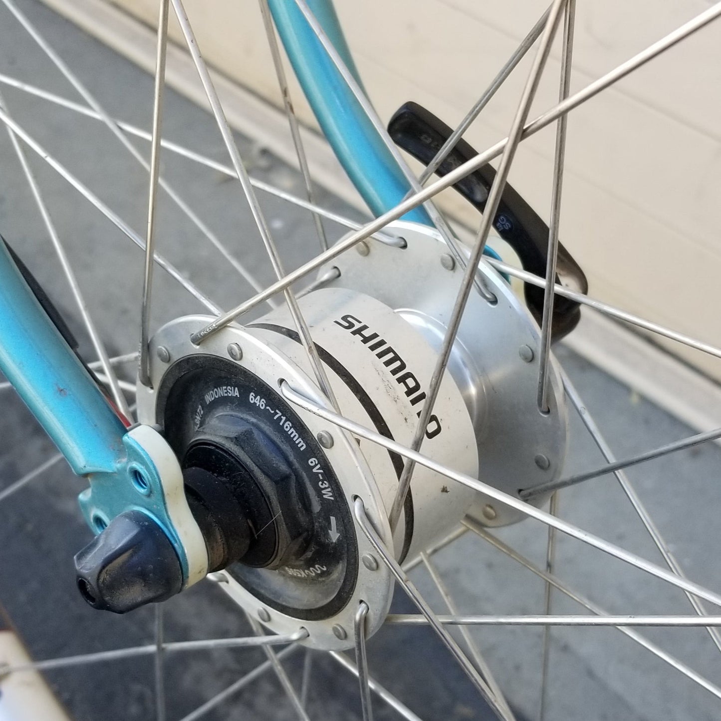 Shimano DH-3n72 dynamo hub