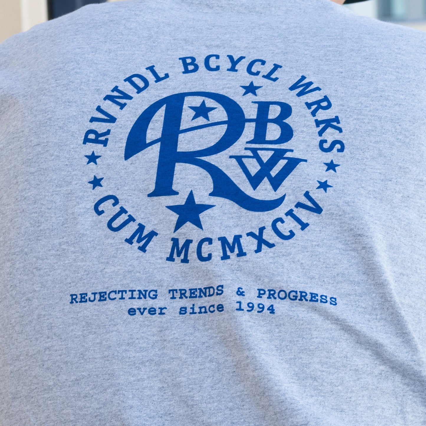Trends and Progress Pocket Long Sleeve - Gray