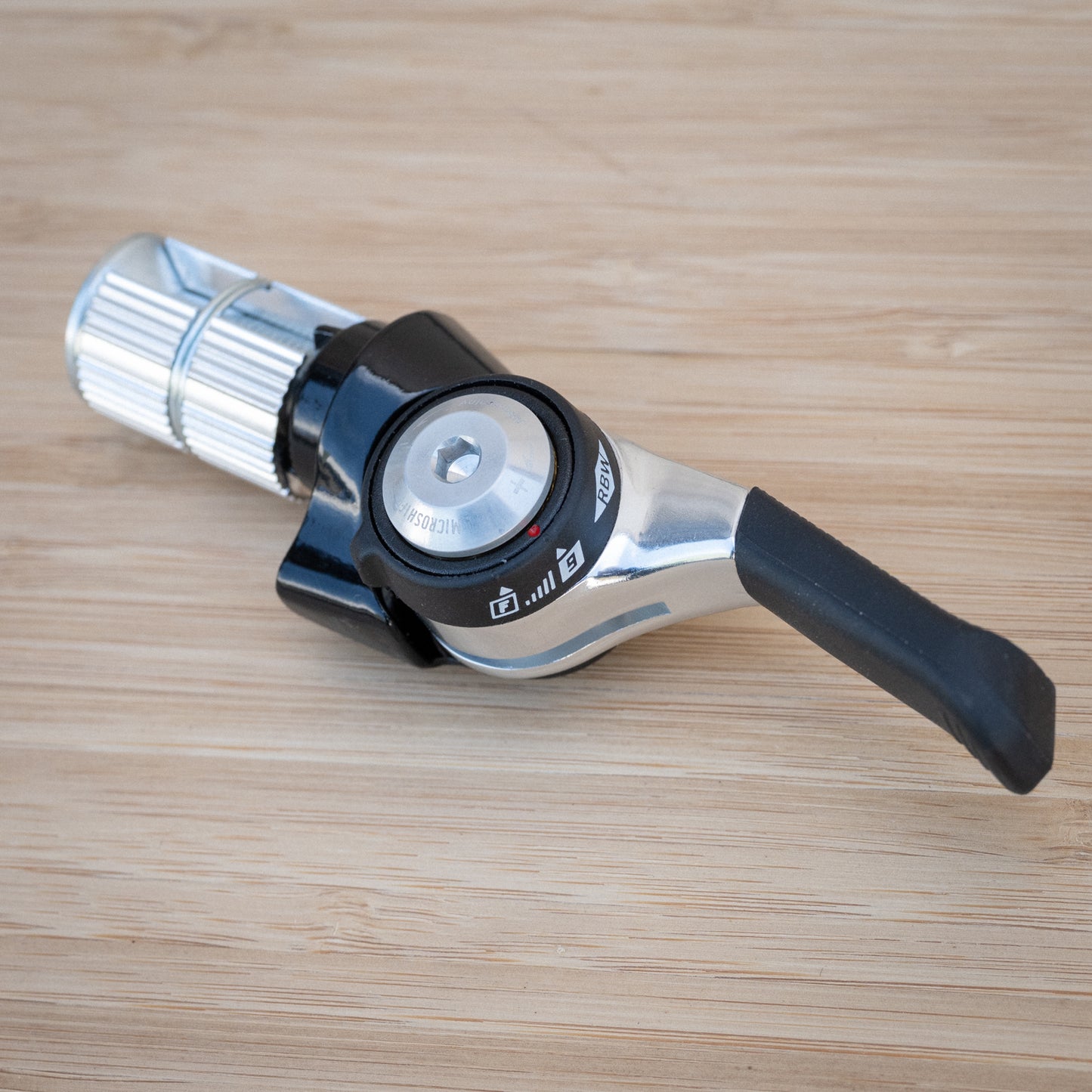 OM-1 Shifters - Bar End - MicroShift, 9