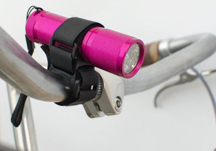 Light Twofish Flashlight Holder