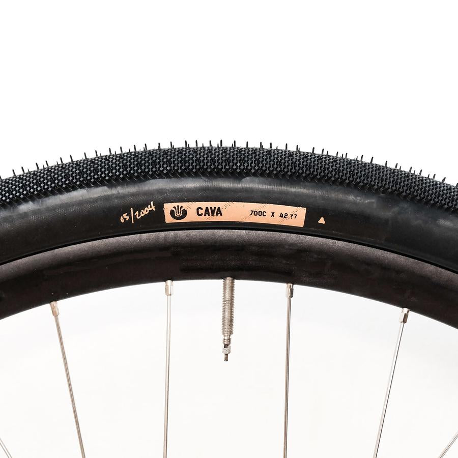UltraDynamico Cava tire - JFF 700 x 42.??, black