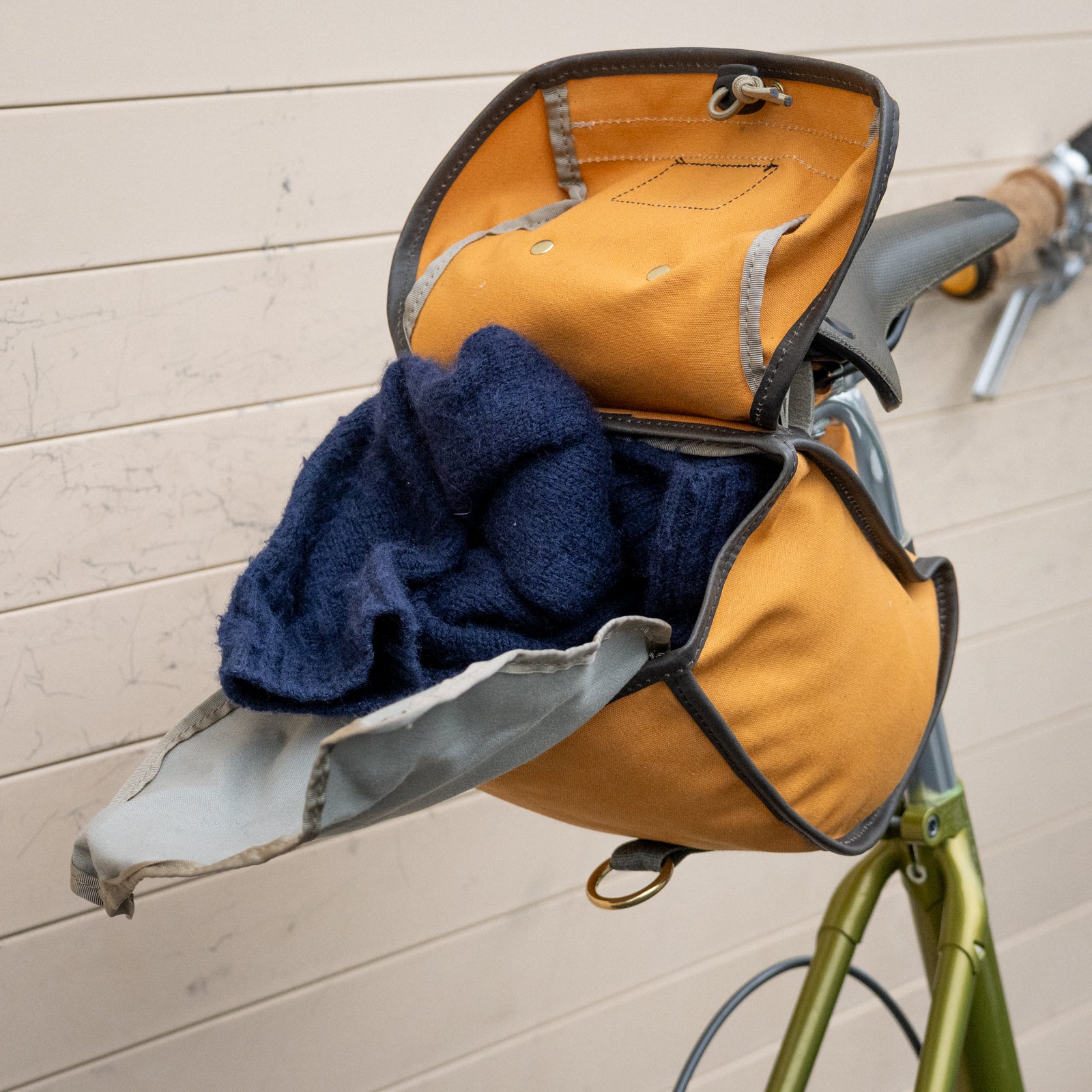 Sackville Bananasack – Rivendell Bicycle Works