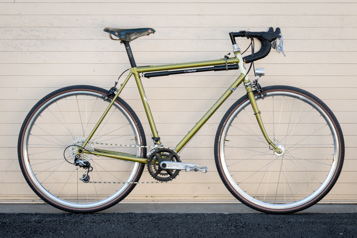 Tire - Hutchinson Caracal