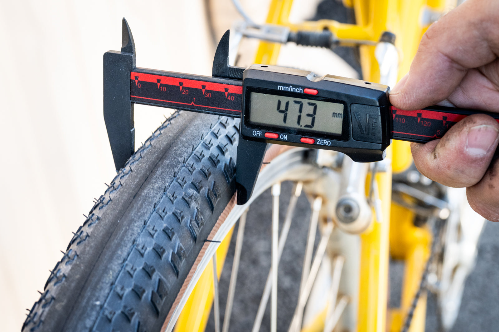 Tire - Hutchinson Caracal – Rivendell Bicycle Works
