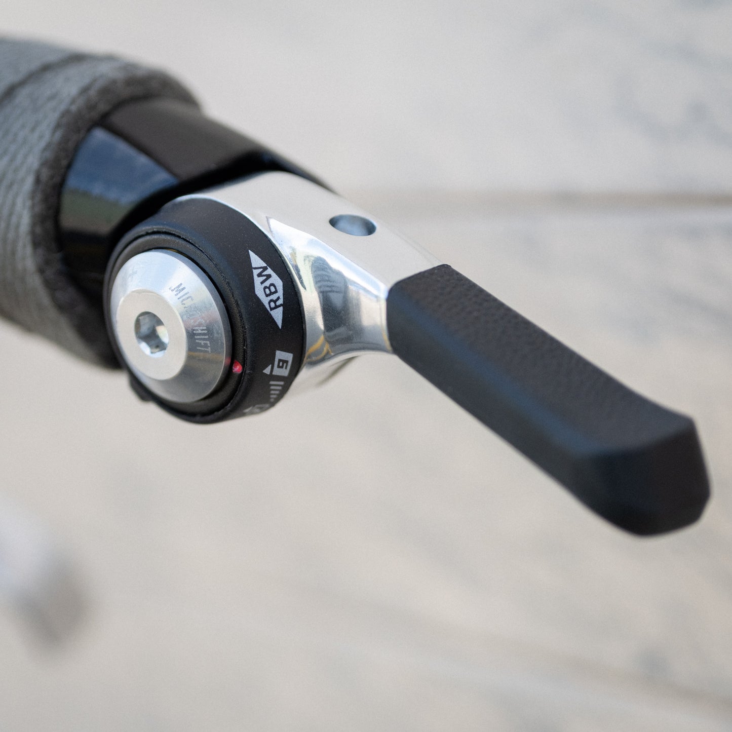 OM-1 Shifters - Bar End - MicroShift, 9