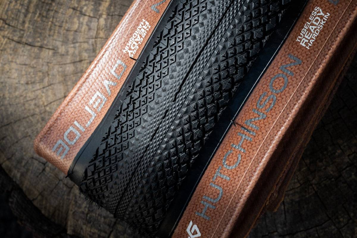 Tire - Hutchinson Overide