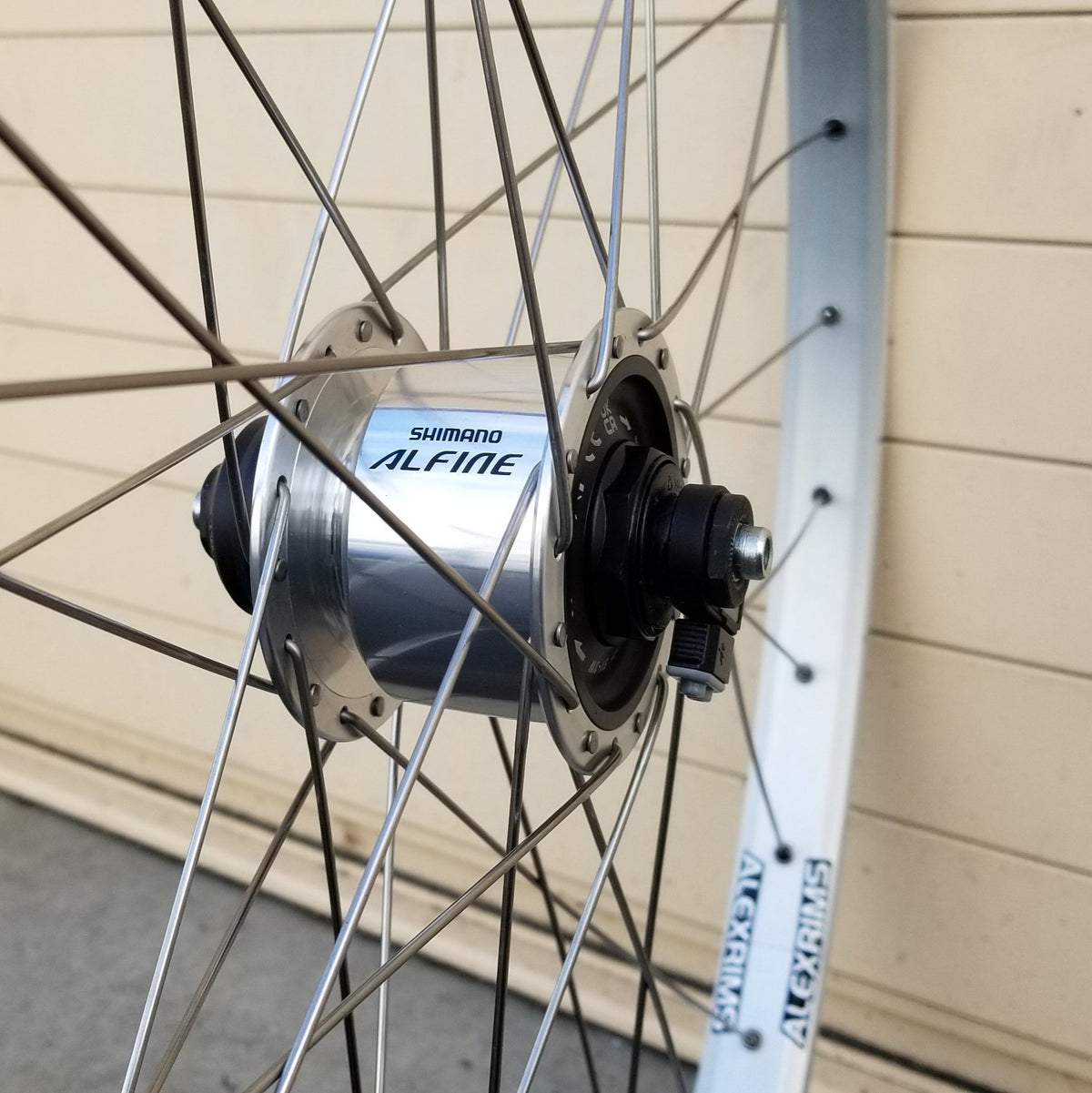 Shimano Alfine DH-S501 dynamo hub, silver