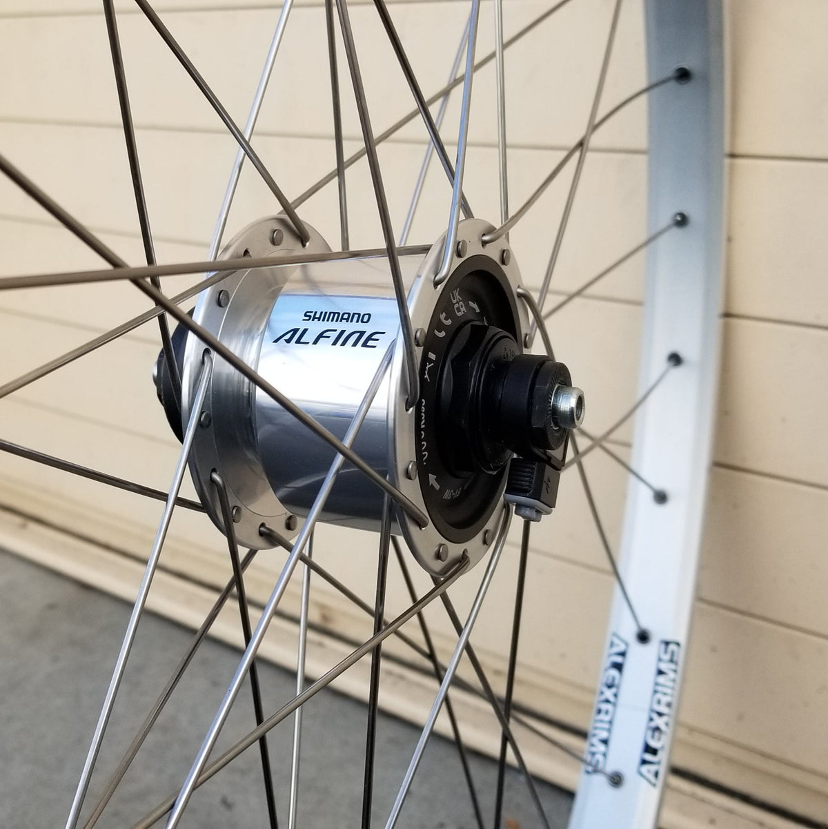 Shimano Alfine DH-S501 dynamo hub, silver