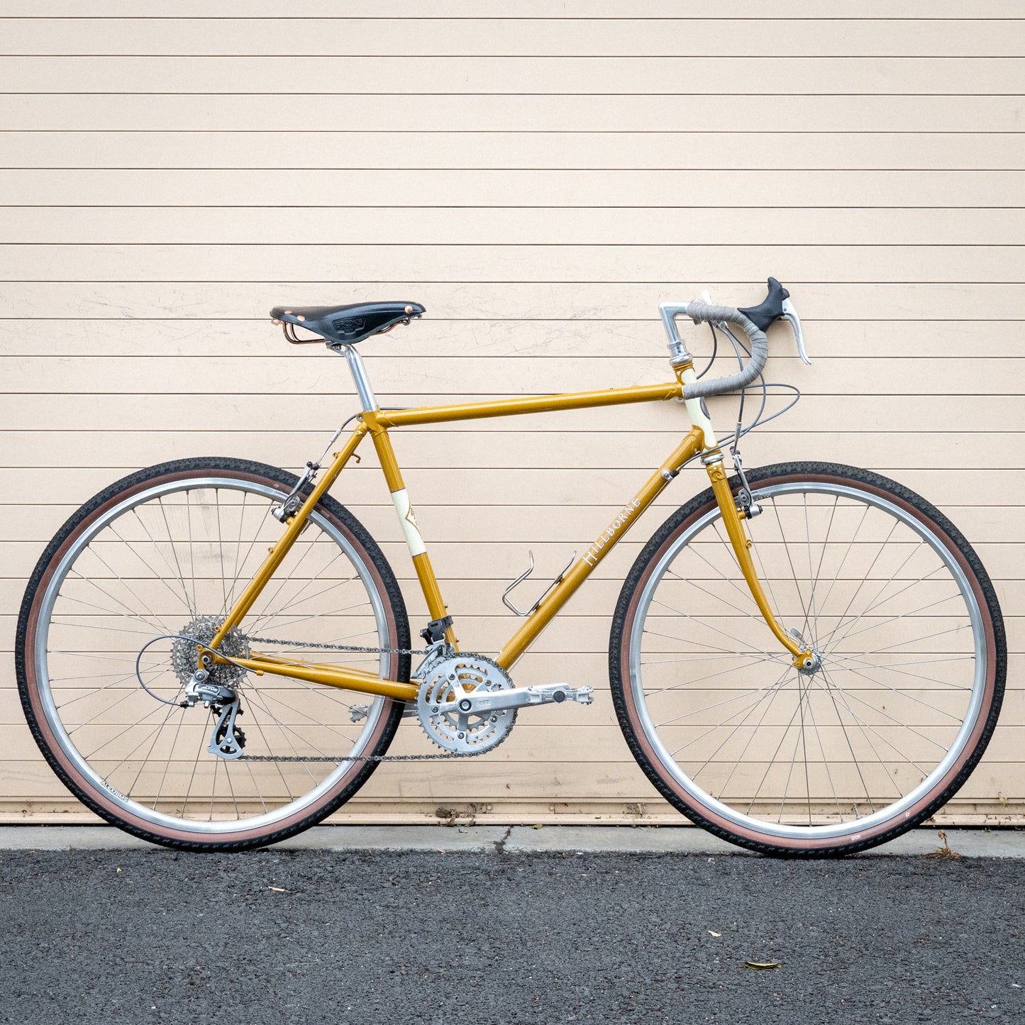 54cm Hillborne - Demo - Mustard