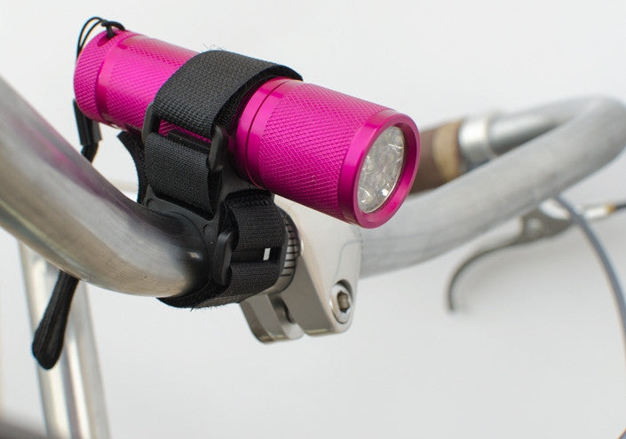 Light - Twofish Flashlight Holder
