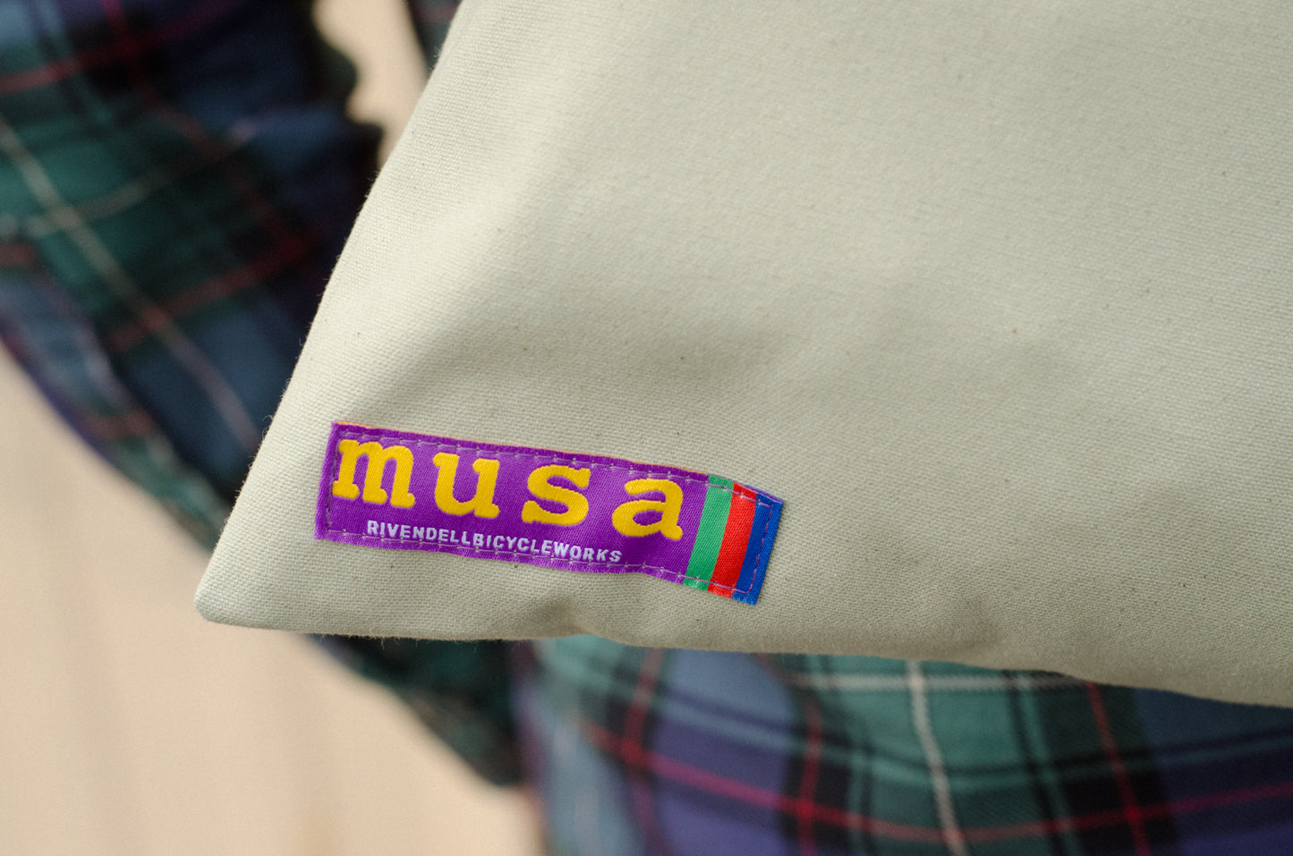 MUSAette - a simple bag made of nice fabric. A Tuition Special!