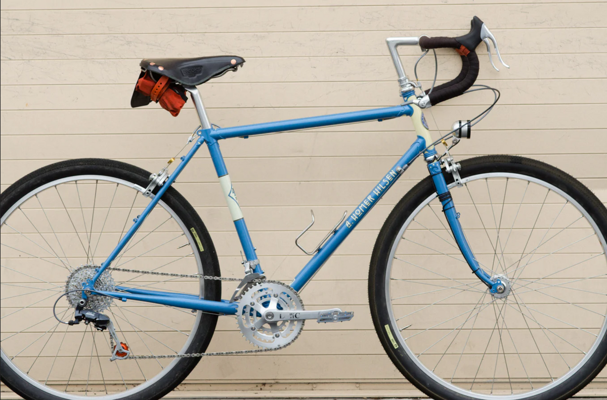 Frame - A. Homer Hilsen 2025