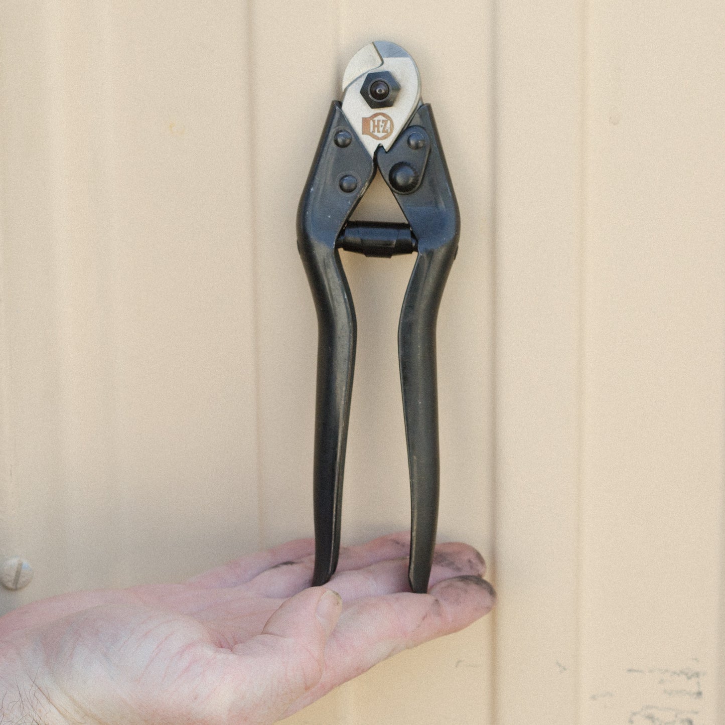 Hobson-Zingo Cable Cutters